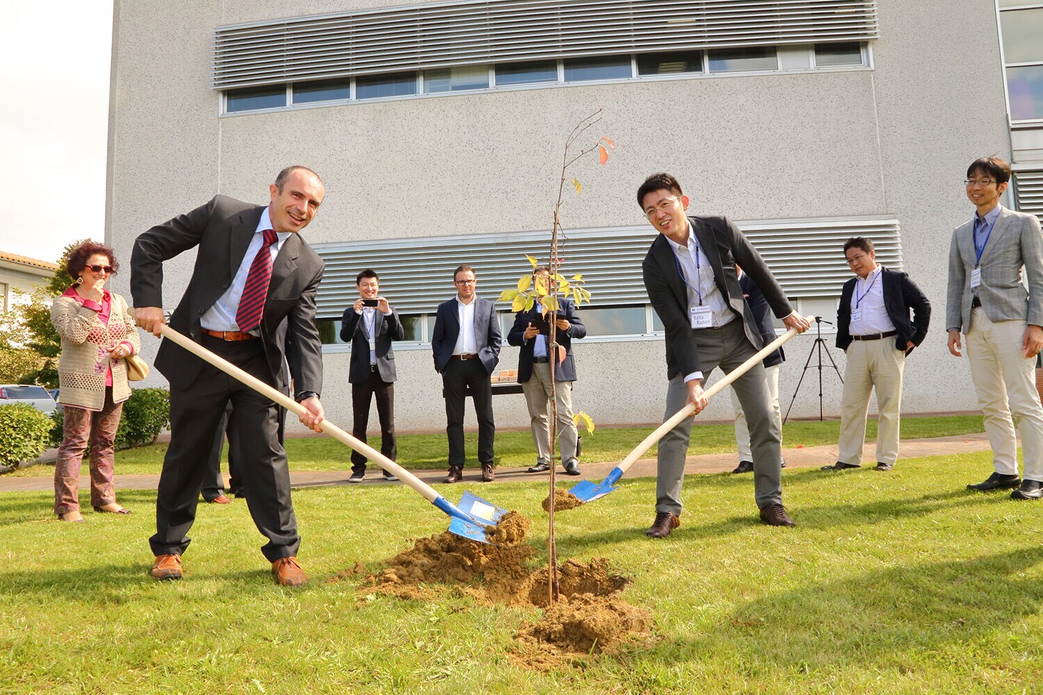 OIKOS CON TOA IN GIAPPONE