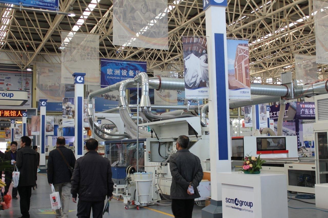 Internazionale della Macchine per la lavorazione del Legno Lunjiao (Cina) 2013
