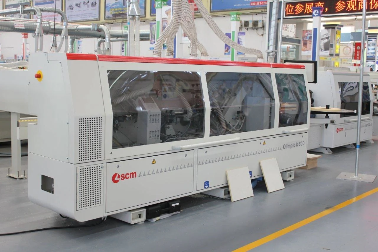 Internazionale della Macchine per la lavorazione del Legno Lunjiao (Cina) 2013