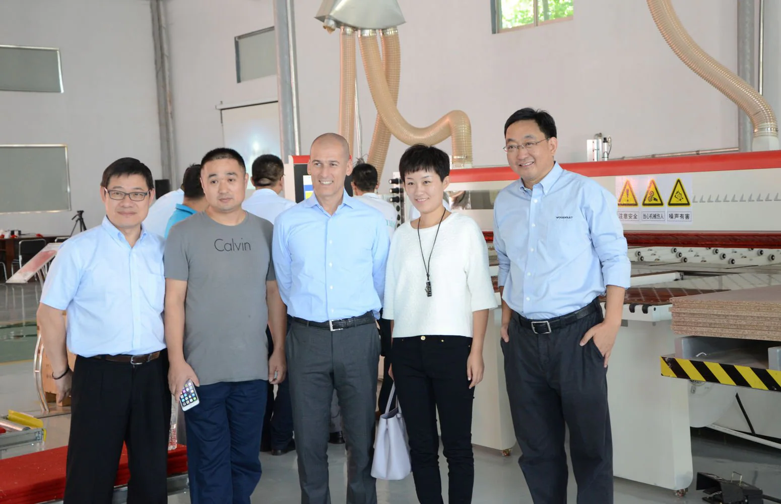 Successful opening ceremony of panel furniture cloud intelligent factory in China.