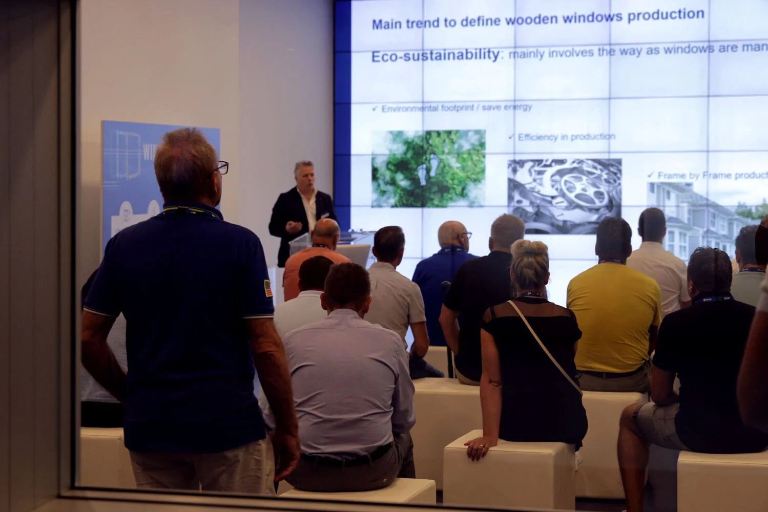 Riflettori accesi sulla nuova cella per il serramento Windorflex 