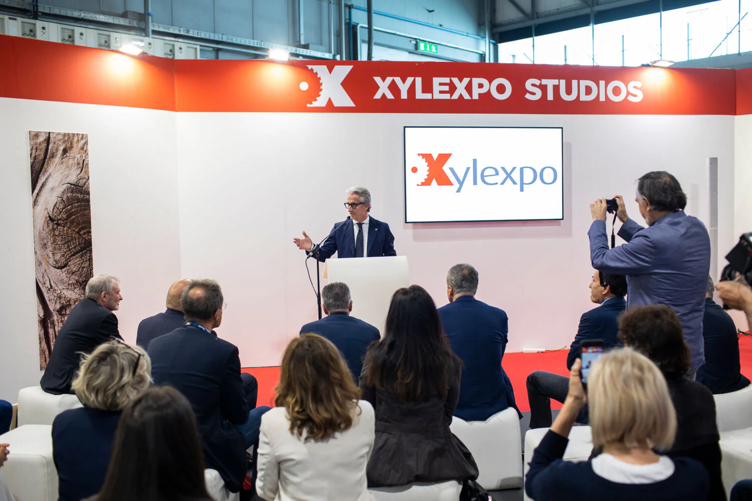Xylexpo 2024: la servitizzazione al centro che cambia il paradigma della lavorazione del legno