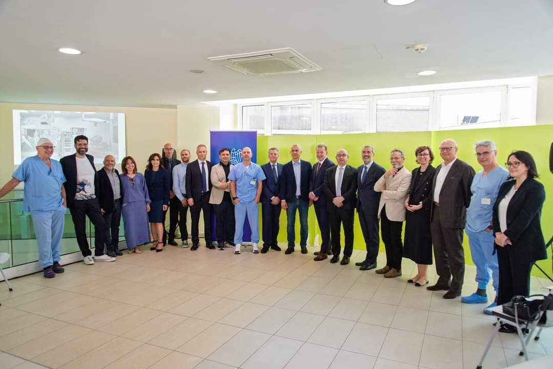 Nuovo robot chirurgico per l’ospedale di rimini con il sostegno anche di Scm Group