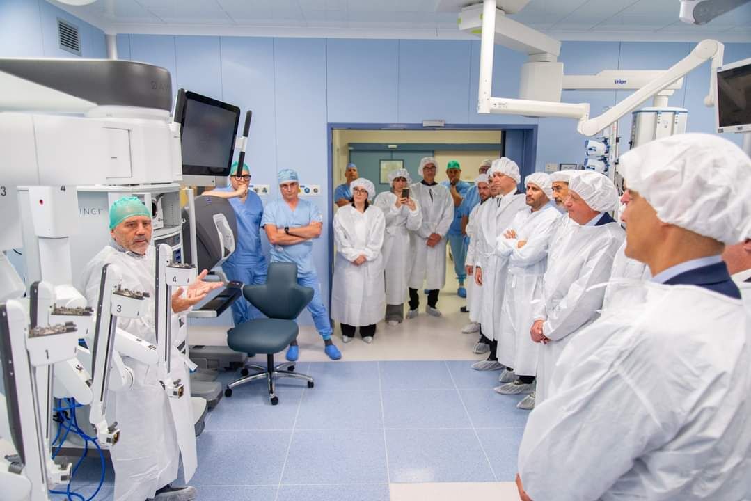 Nuovo robot chirurgico per l’ospedale di rimini con il sostegno anche di Scm Group