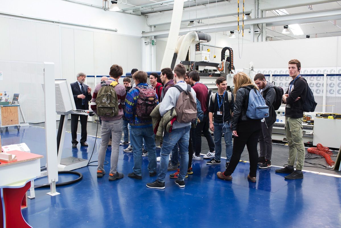 L'Istituto del mobile "Carniello" di Brugnera in visita