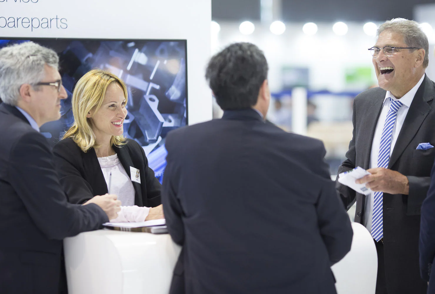 汉诺威日志。SCM展示大额数目，2017年以双位数增长启幕