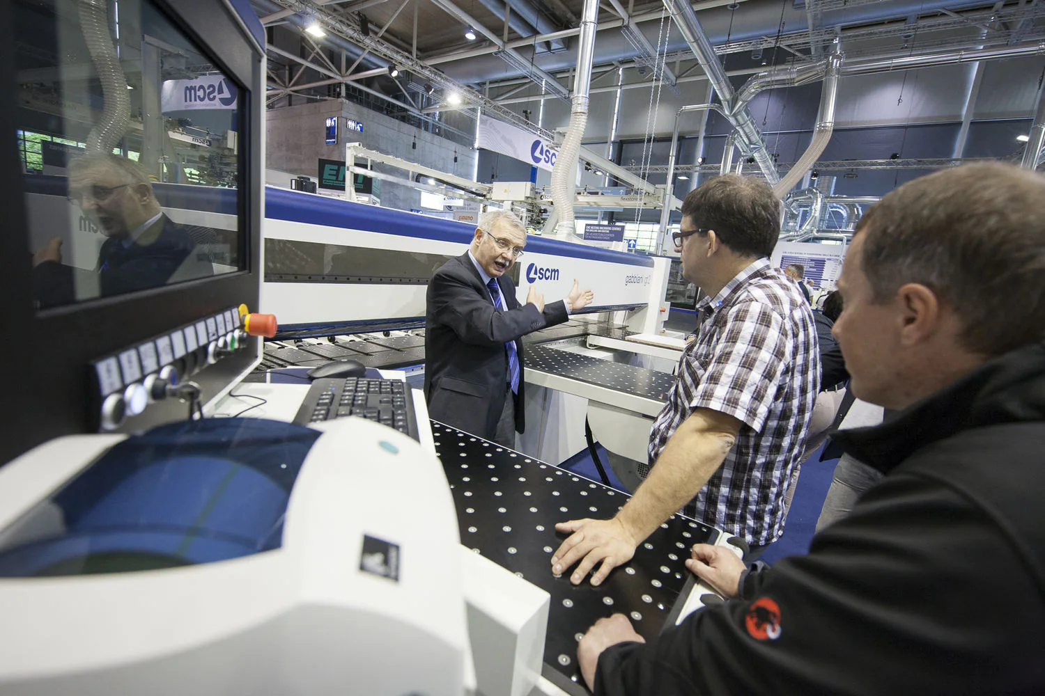 汉诺威日志。SCM展示大额数目，2017年以双位数增长启幕